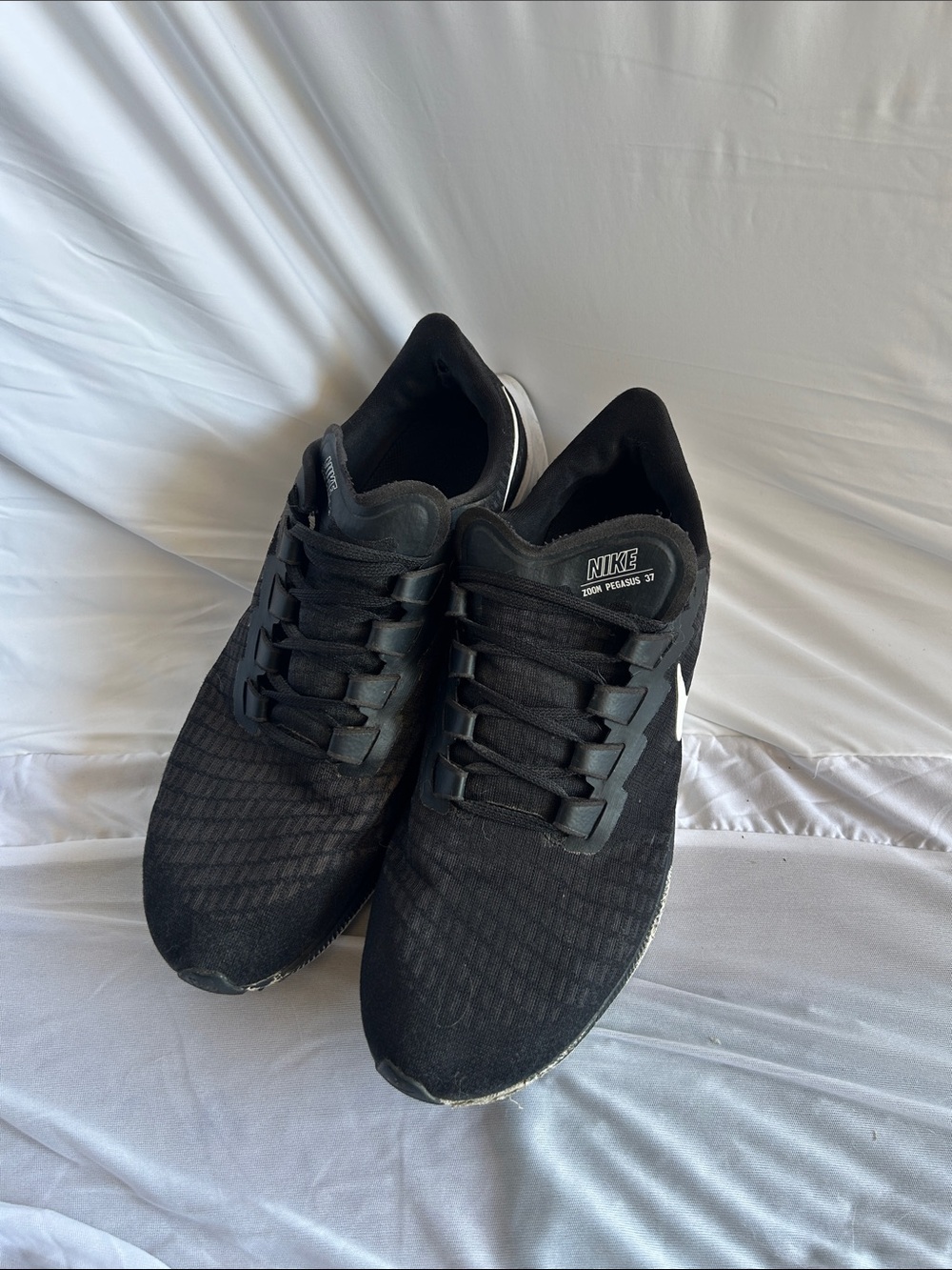 Nike Air Zoom Pegasus 37 Black – Men’s Size 13 – Well Worn